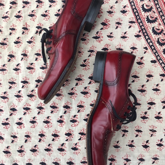 SOLD ON ETSY 💔1950s red oxblood wing tip oxfords - Picture 7 of 8